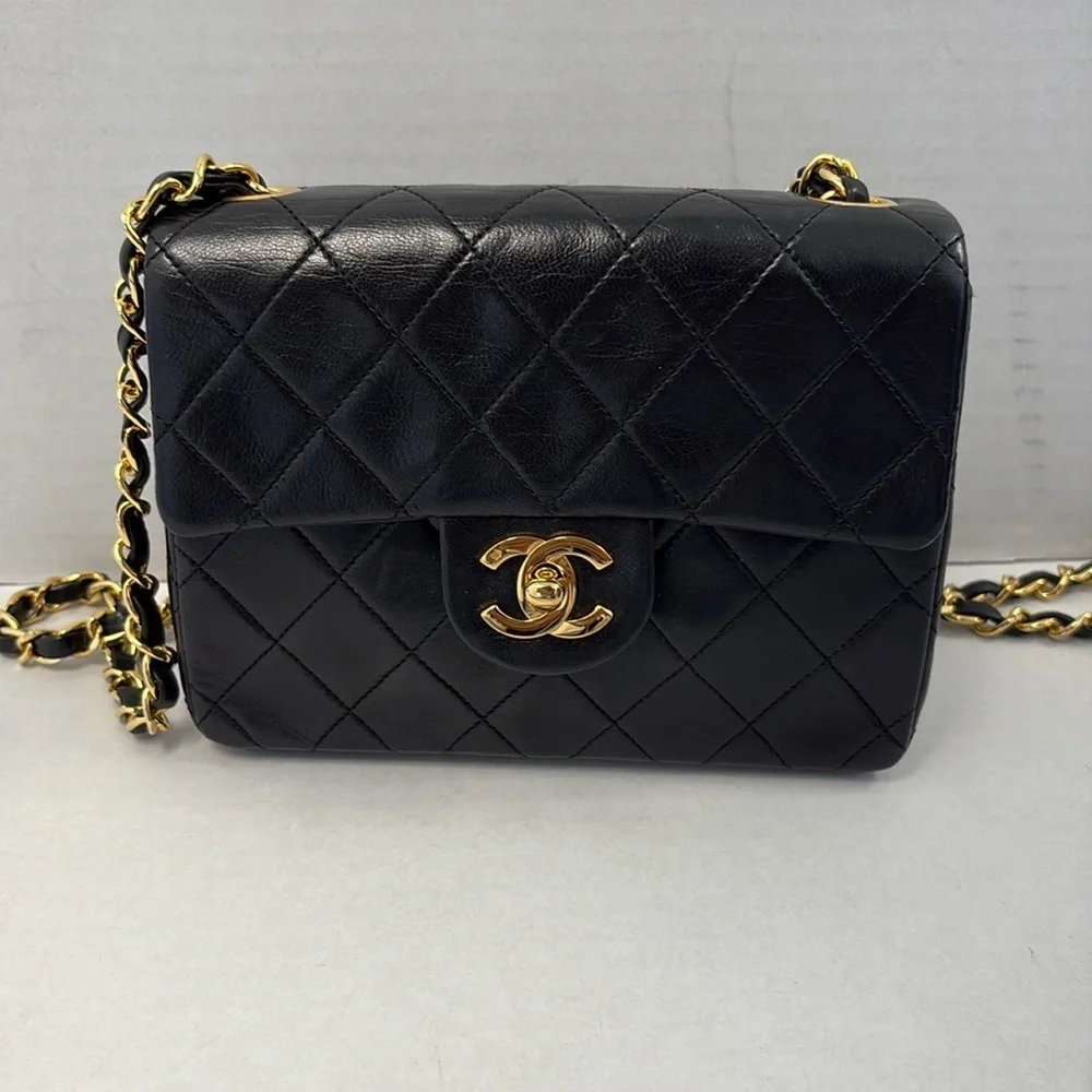 CHANEL Vintage Mini Square